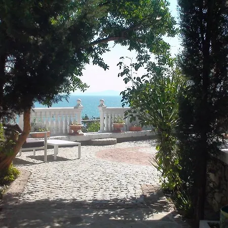 فيلة Villa Nessebar *