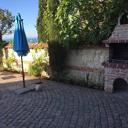 Villa Nessebar نيسيبار